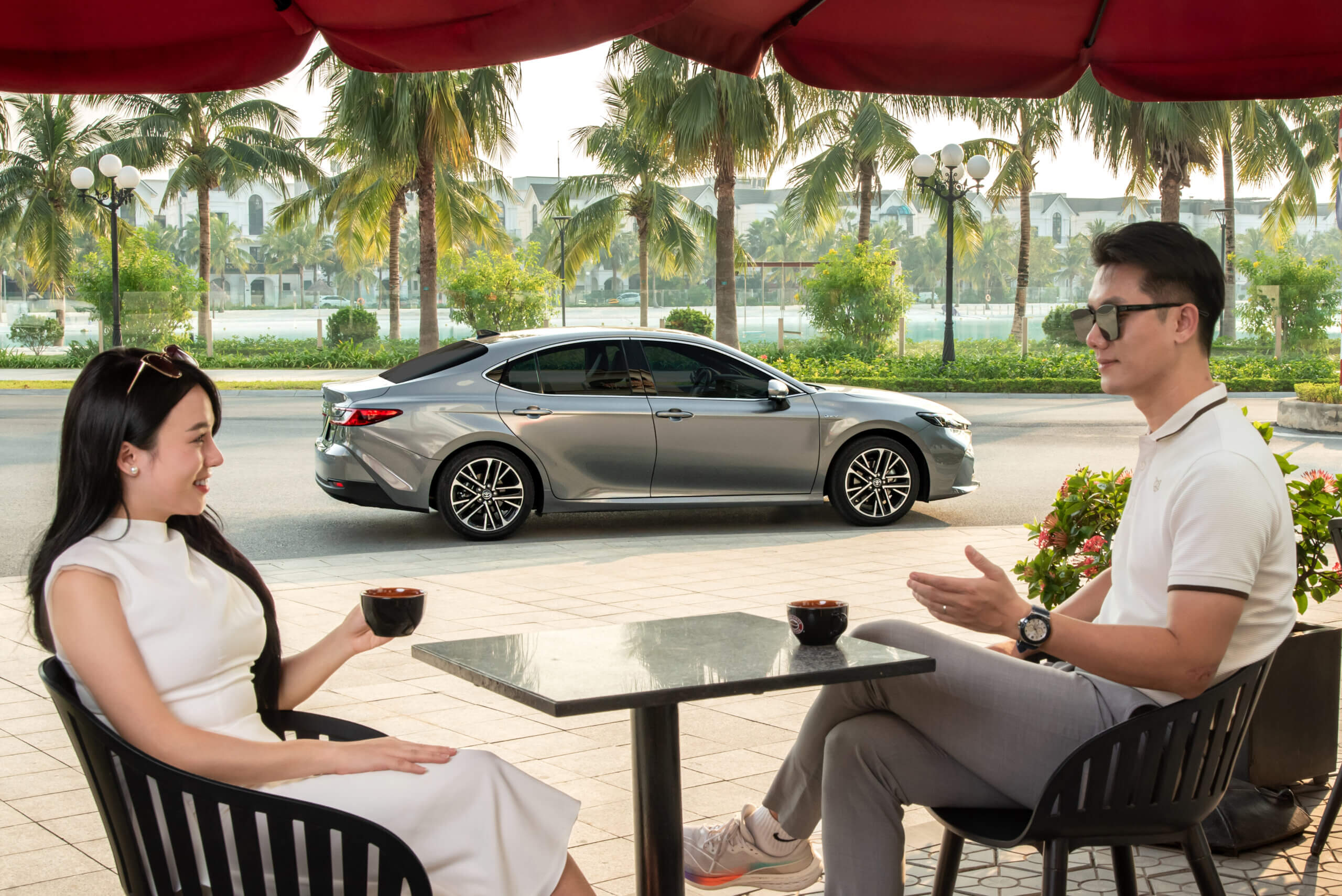 camry du ngoại caffe